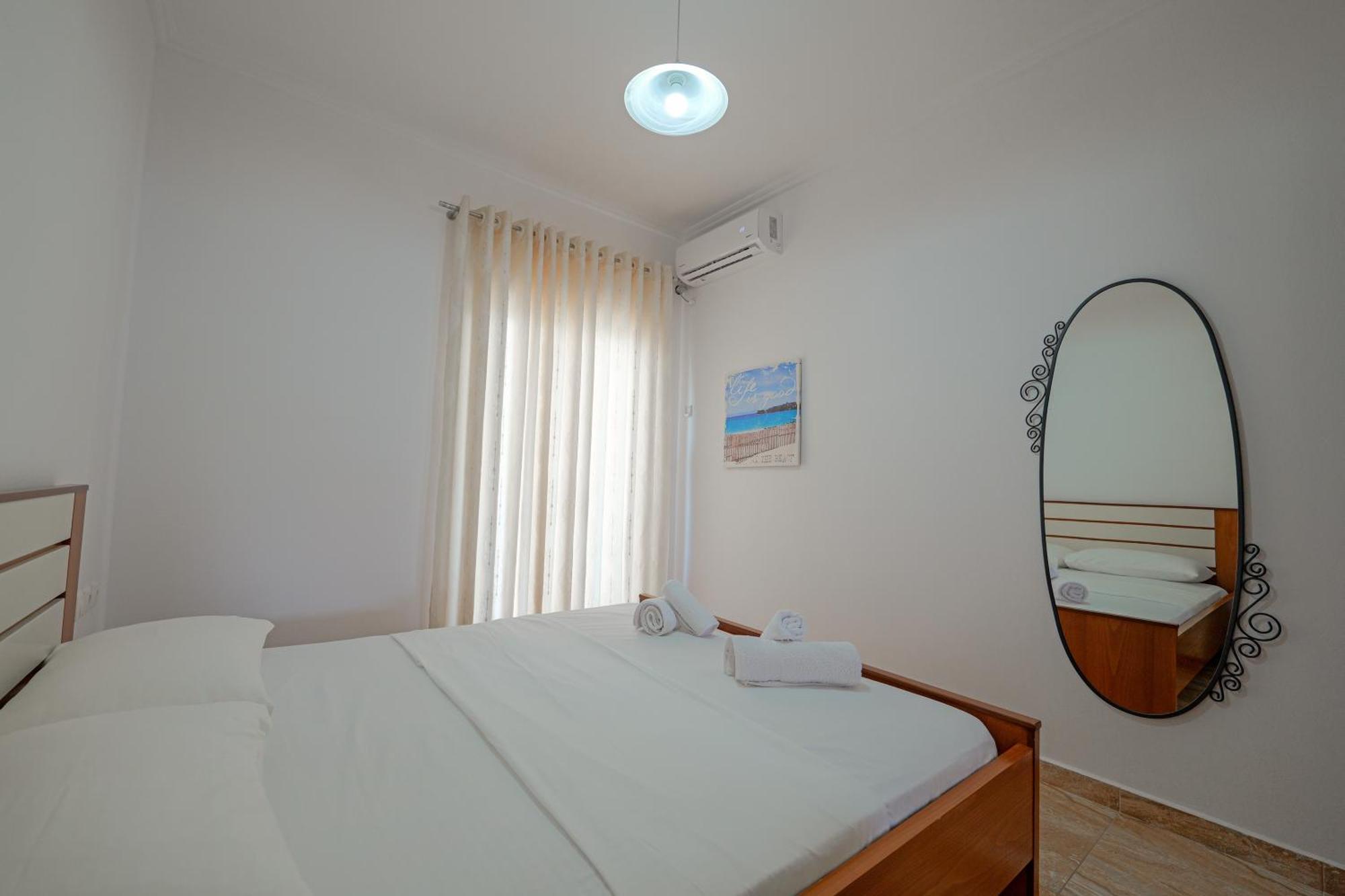Guest House Moonlight Ksamil Exteriér fotografie